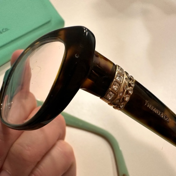Tiffany & Co. eyeglasses with a tortoiseshell pattern and crystal accents - Picture 2 of 8